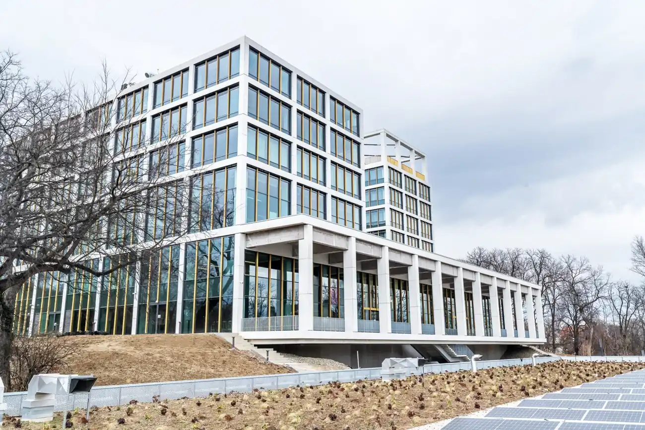 Gellért Campus exterior